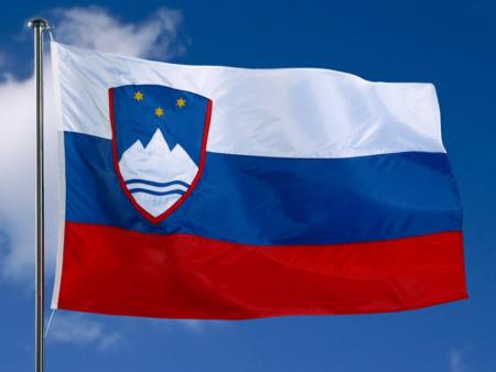 slovenska-zastava